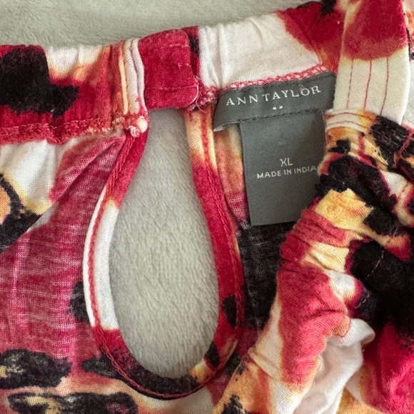 Ann Taylor XL halter tank - Picture 4 of 6